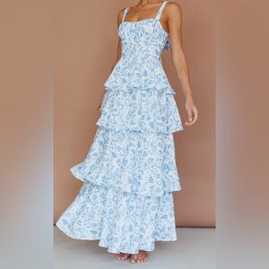 Selfie Leslie Blue and White Floral Midi Dress